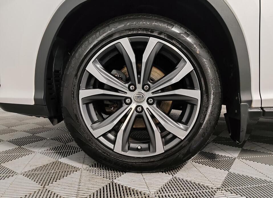 Lexus RX 200t 2.0 AT (238 л.с.) 4WD