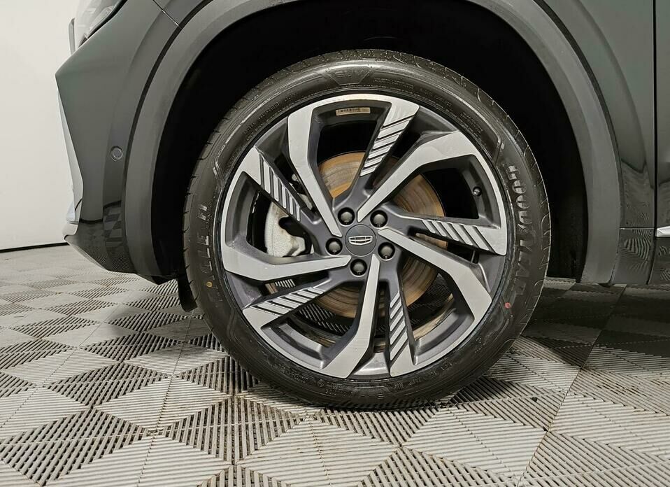 Geely Monjaro (Xingyue L) 2.0 AT (238 л.с.) 4WD