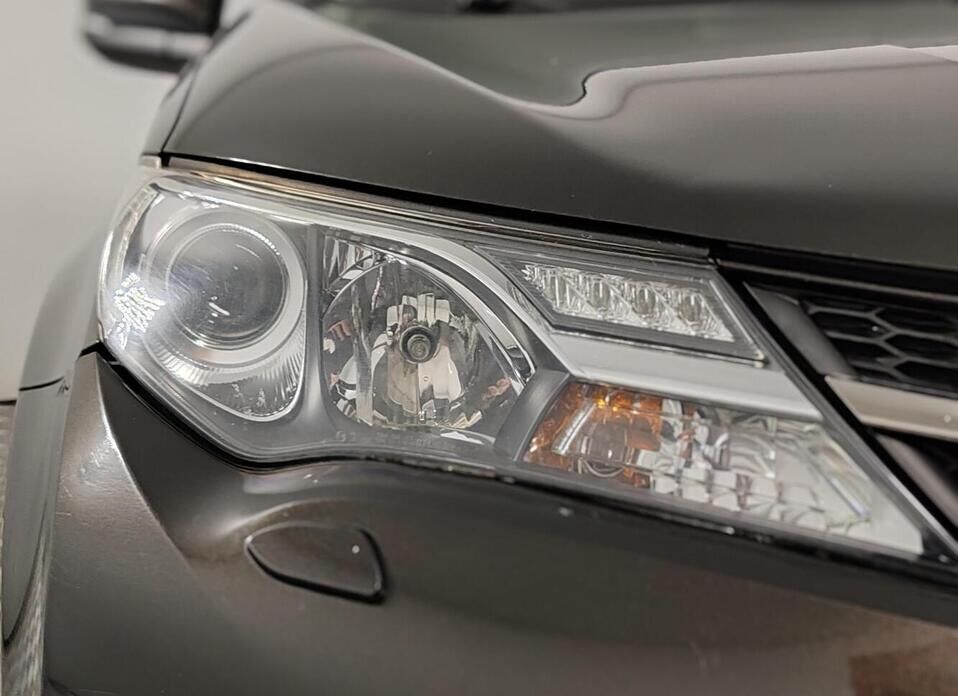 Toyota RAV4 2.0 CVT (146 л.с.) 4WD