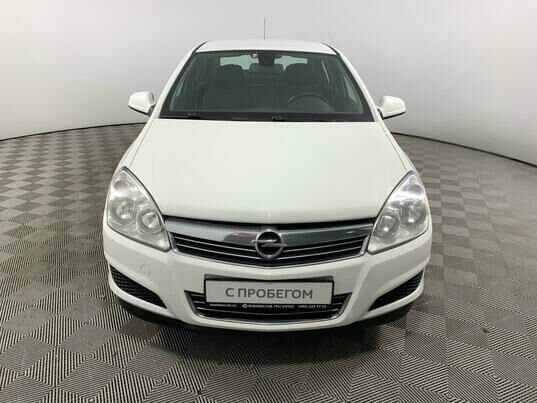 Opel Astra, 2012 г., 258 758 км