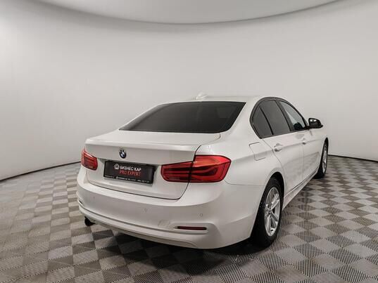 BMW 3 серии, 2018&nbsp;г., 197&nbsp;471&nbsp;км