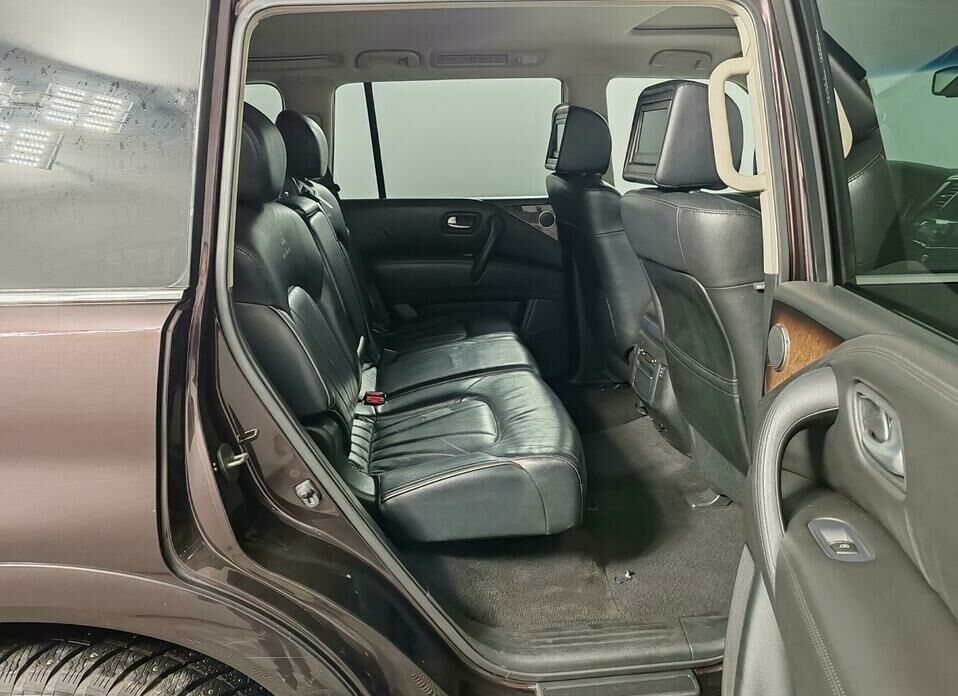 Infiniti QX80 5.6 AT (405 л.с.) 4WD