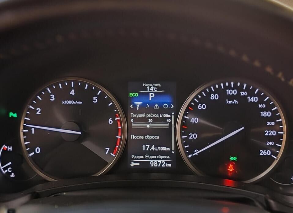 Lexus NX, I 200t 2.0 AT (238 л.с.) 4WD