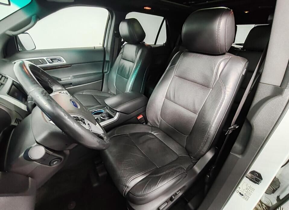 Ford Explorer, V 3.5 AT (294 л.с.) 4WD