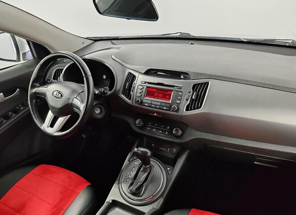 Kia Sportage, III 2.0 AT (150 л.с.)