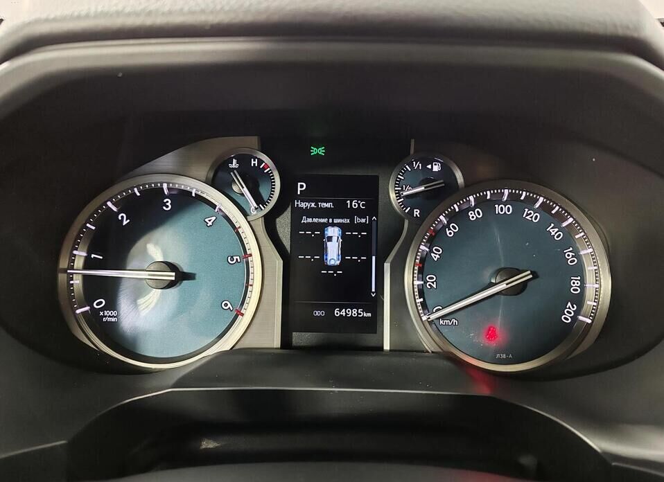 Toyota Land Cruiser Prado 2.8d AT (200 л.с.) 4WD