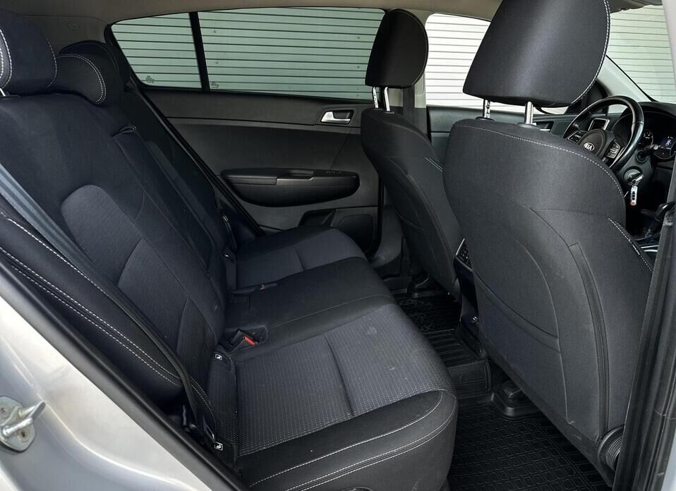Kia Sportage, IV Рестайлинг 2.0 AT (150 л.с.) 4WD