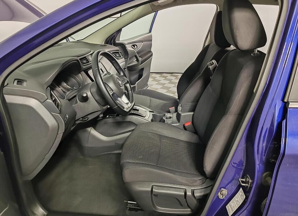 Nissan Qashqai, II Рестайлинг 1.2 CVT (115 л.с.)