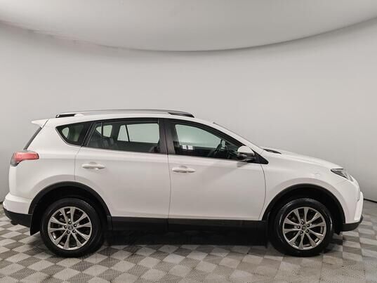 Toyota RAV4, 2016&nbsp;г., 105&nbsp;799&nbsp;км