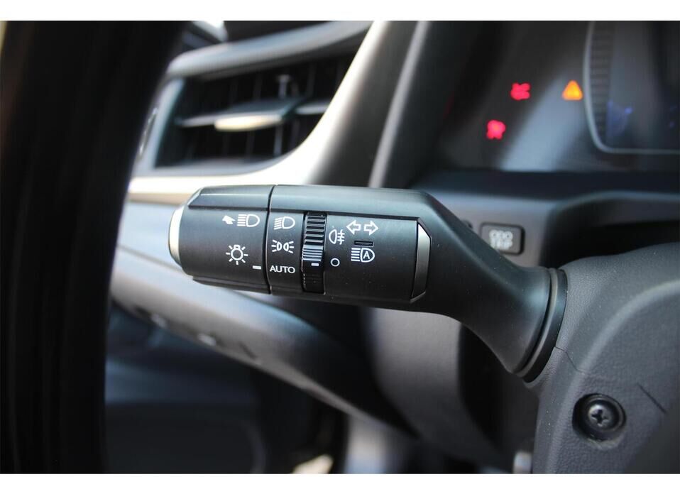 Lexus ES, VII 250 2.5 AT (200 л.с.)