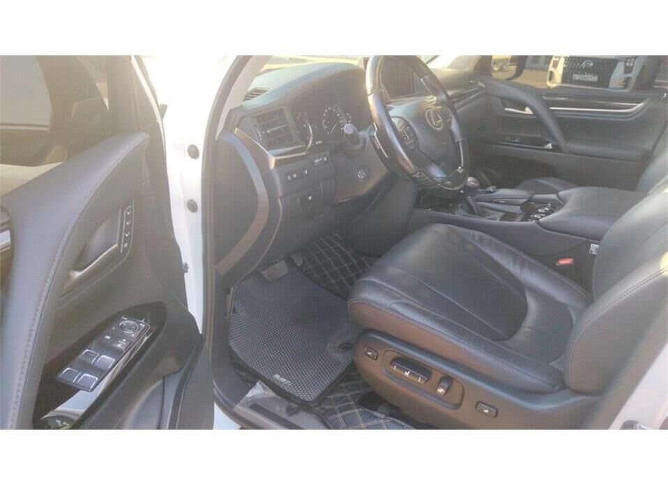 Lexus LX, III Рестайлинг 2 570 5.7 AT (367 л.с.) 4WD