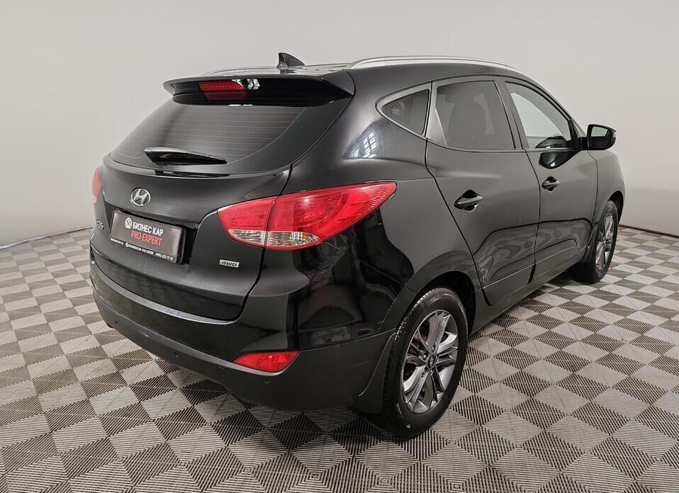 Hyundai ix35, I Рестайлинг 2.0 AT (150 л.с.) 4WD