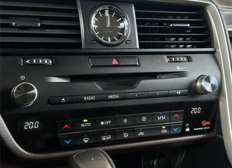 Lexus RX 200t 2.0 AT (238 л.с.)
