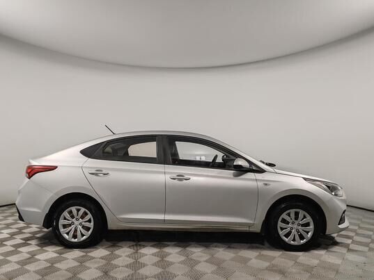 Hyundai Solaris, 2018&nbsp;г., 93&nbsp;923&nbsp;км