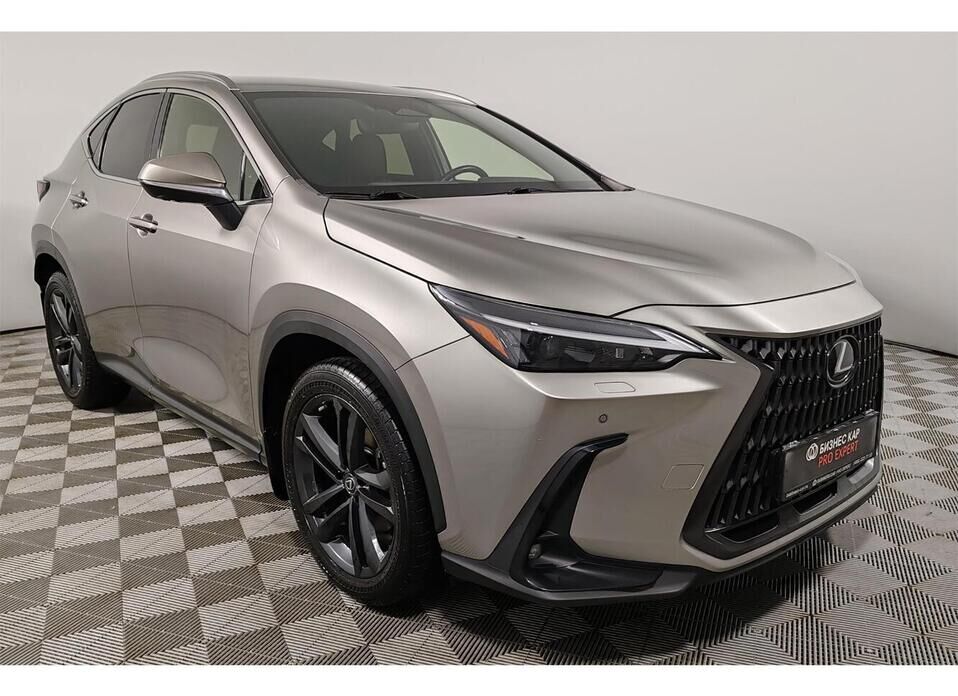 Lexus NX, II 250 2.5 AT (199 л.с.) 4WD