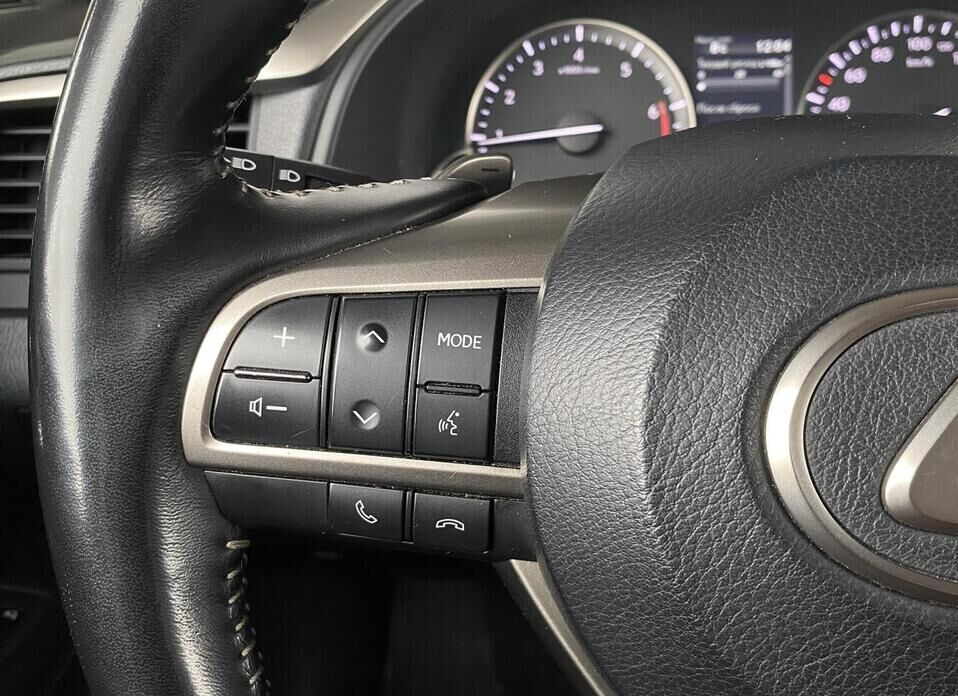 Lexus RX, IV Рестайлинг 300 2.0 AT (238 л.с.) 4WD