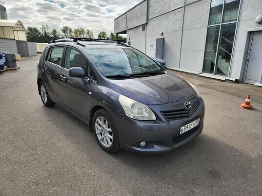 Toyota Verso, 2011 г., 272 160 км