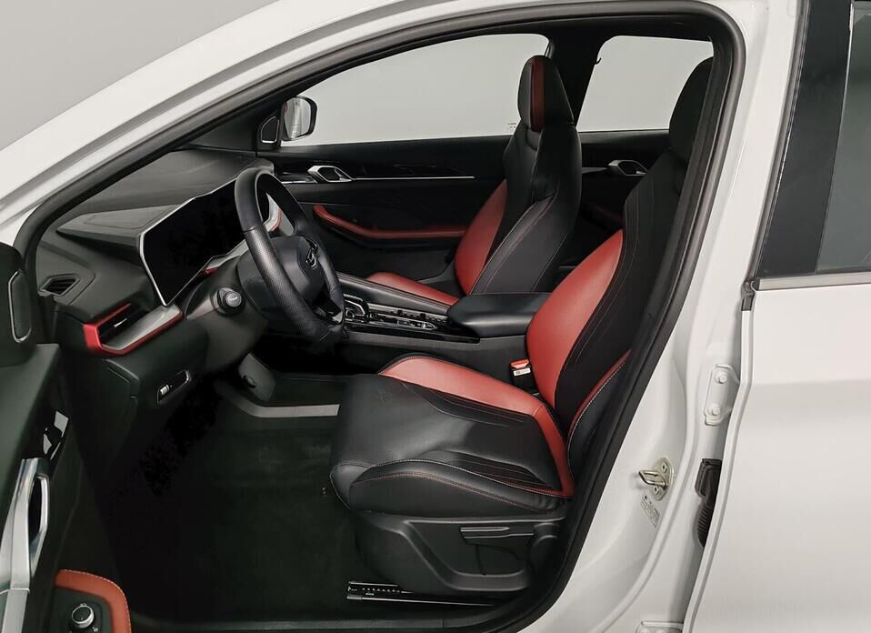 Geely Coolray, I Рестайлинг 1.5 AMT (147 л.с.)