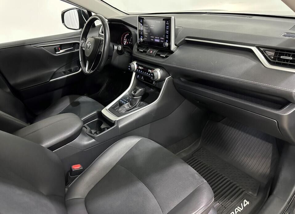 Toyota RAV4, V (XA50) 2.5 AT (199 л.с.) 4WD