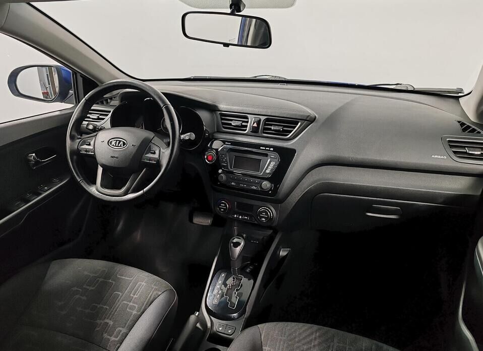 Kia Rio, III 4-speed 1.6 AT (123 л.с.)