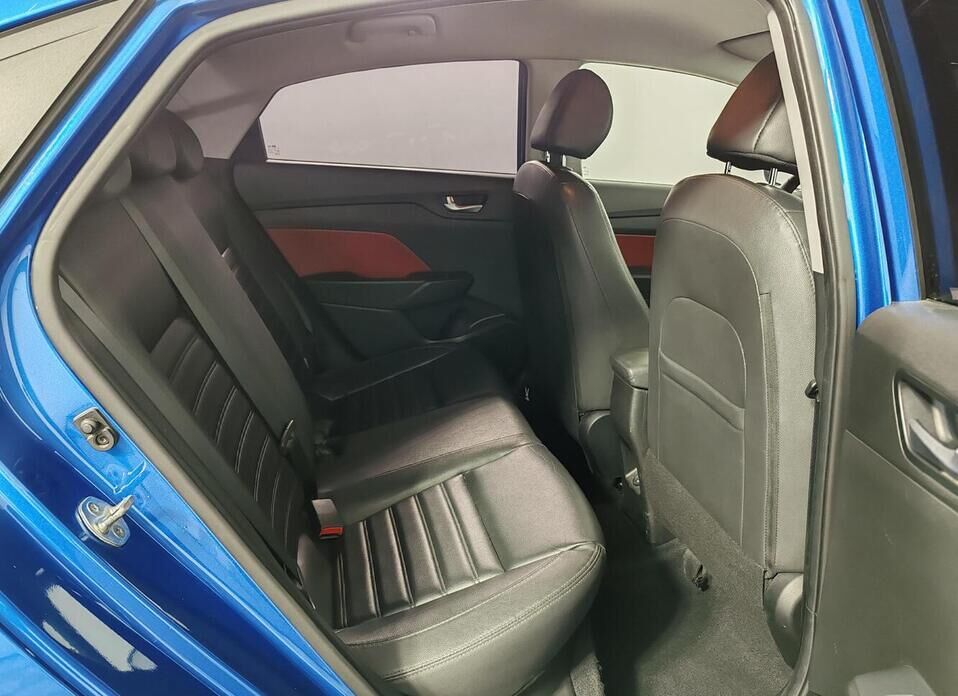 Hyundai Solaris, II 1.6 AT (123 л.с.)