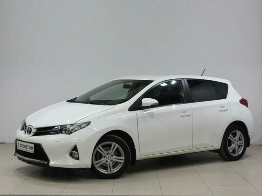 Toyota Auris, 2013 г., 36 100 км