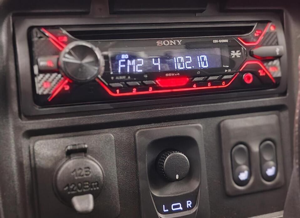 LADA (ВАЗ) Niva Travel, I 1.7 MT (80 л.с.) 4WD