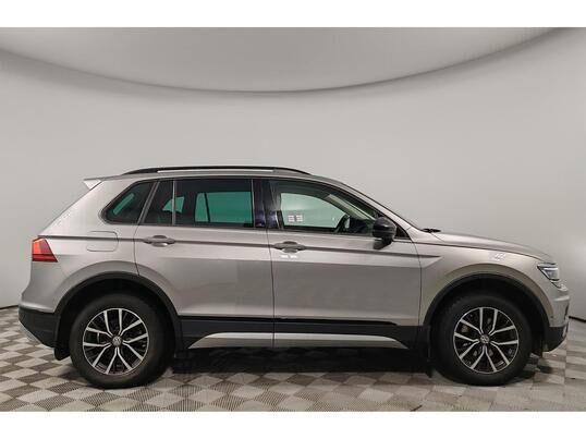 Volkswagen Tiguan, 2019&nbsp;г., 100&nbsp;734&nbsp;км