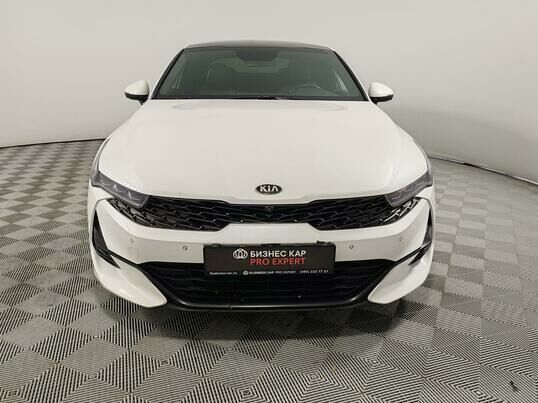 Kia K5, 2021 г., 121 140 км
