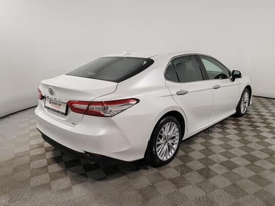 Toyota Camry, 2021&nbsp;г., 95&nbsp;934&nbsp;км