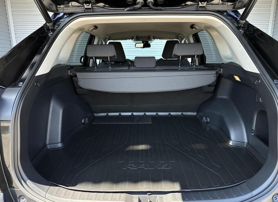 Toyota RAV4, V (XA50) 2.5 AT (199 л.с.) 4WD