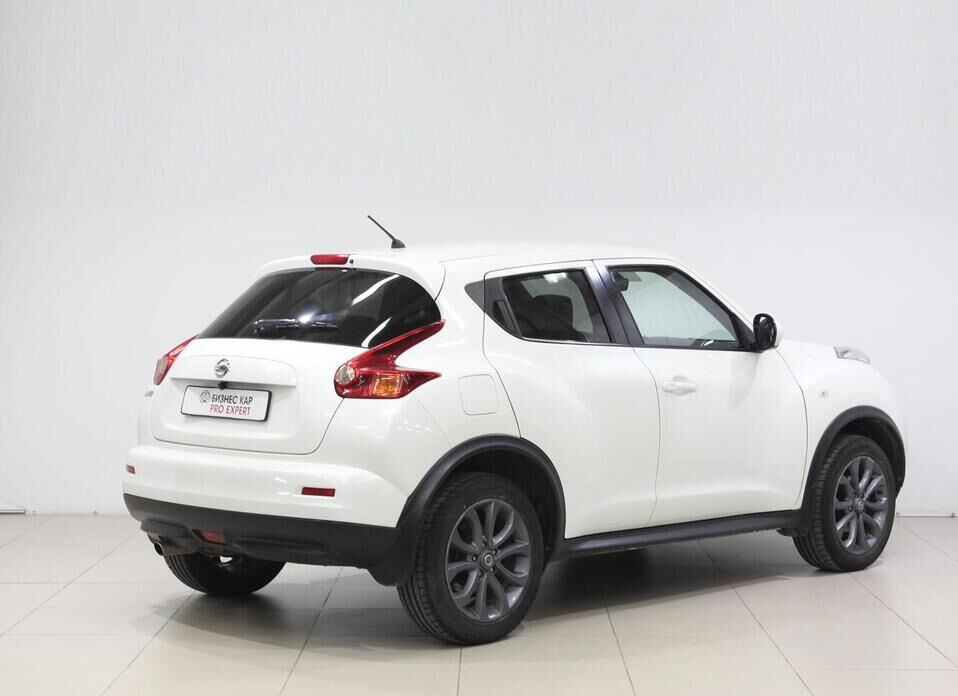 Nissan Juke, I 1.6 CVT (117 л.с.)