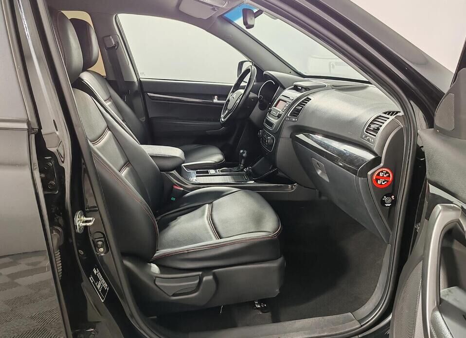Kia Sorento, II Рестайлинг 2.4 AT (175 л.с.) 4WD