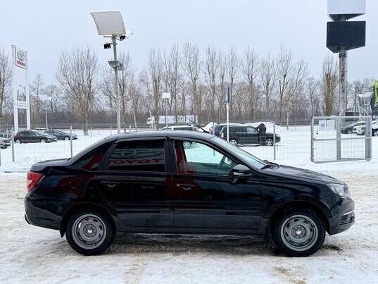 LADA (ВАЗ) Granta, 2023&nbsp;г., 70&nbsp;322&nbsp;км
