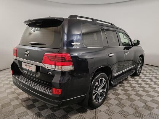Toyota Land Cruiser, 2019&nbsp;г., 303&nbsp;001&nbsp;км