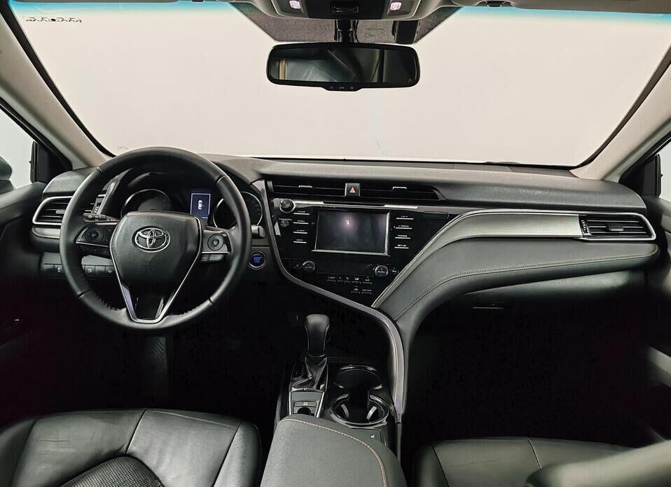 Toyota Camry, VIII (XV70) 2.0 AT (150 л.с.)