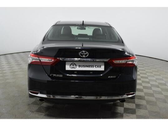 Toyota Camry, 2023 г., 30 750 км