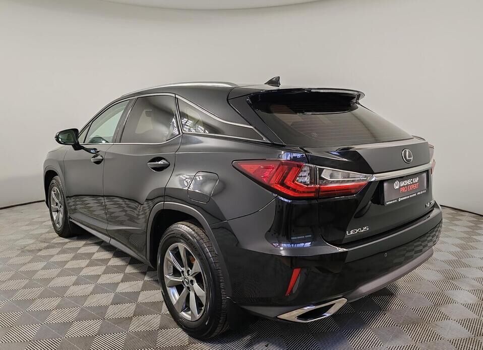 Lexus RX, IV Рестайлинг 300 2.0 AT (238 л.с.) 4WD