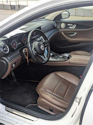 Mercedes-Benz E-Класс, 2019 г., 160 882 км