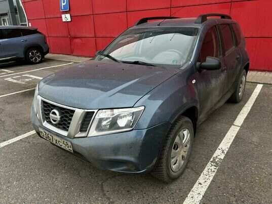 Nissan Terrano, 2015 г., 130 193 км