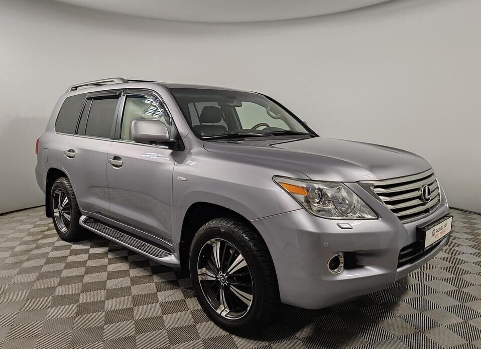 Lexus LX, III 570 5.7 AT (367 л.с.) 4WD