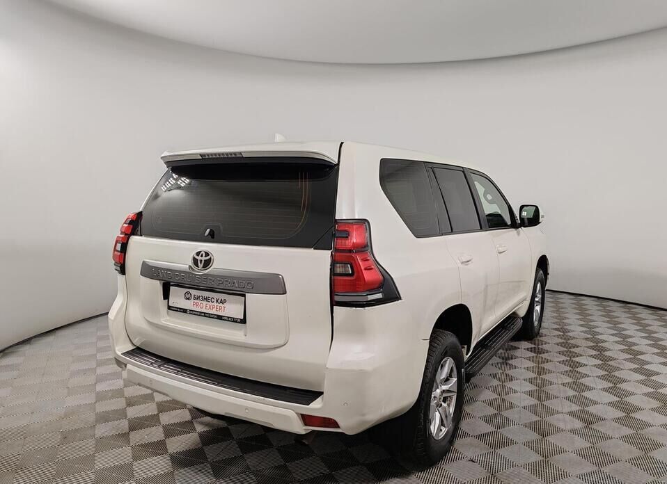 Toyota Land Cruiser Prado, 150 Series Рестайлинг 2 2.7 AT (163 л.с.) 4WD