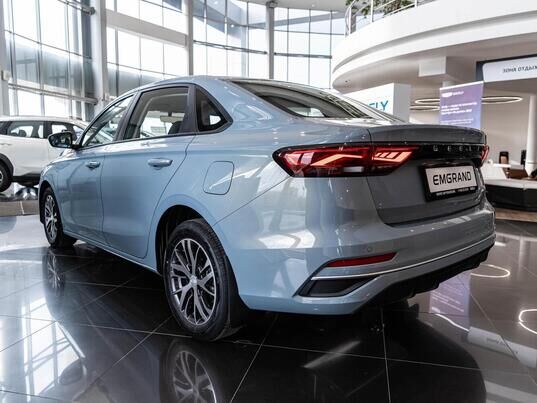 Geely Emgrand Luxury