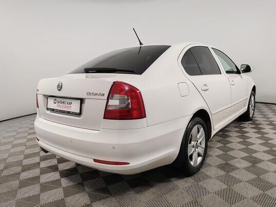 Skoda Octavia, II (A5) Рестайлинг, 2012 г., 223 779 км