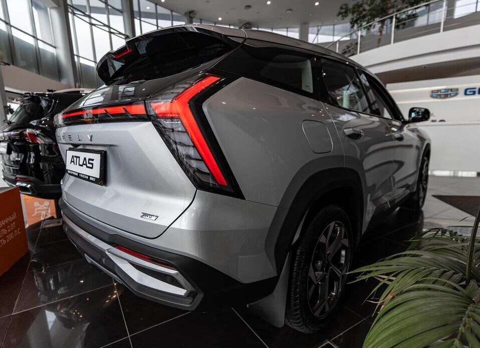 Geely Atlas 2.0 AT (200 л.с.) 4WD