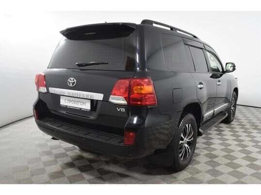 Toyota Land Cruiser, 2014&nbsp;г., 300&nbsp;700&nbsp;км