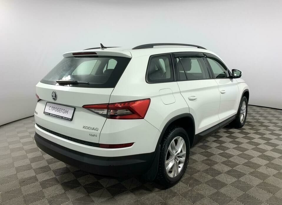 Skoda Kodiaq 2.0 AMT (180 л.с.) 4WD