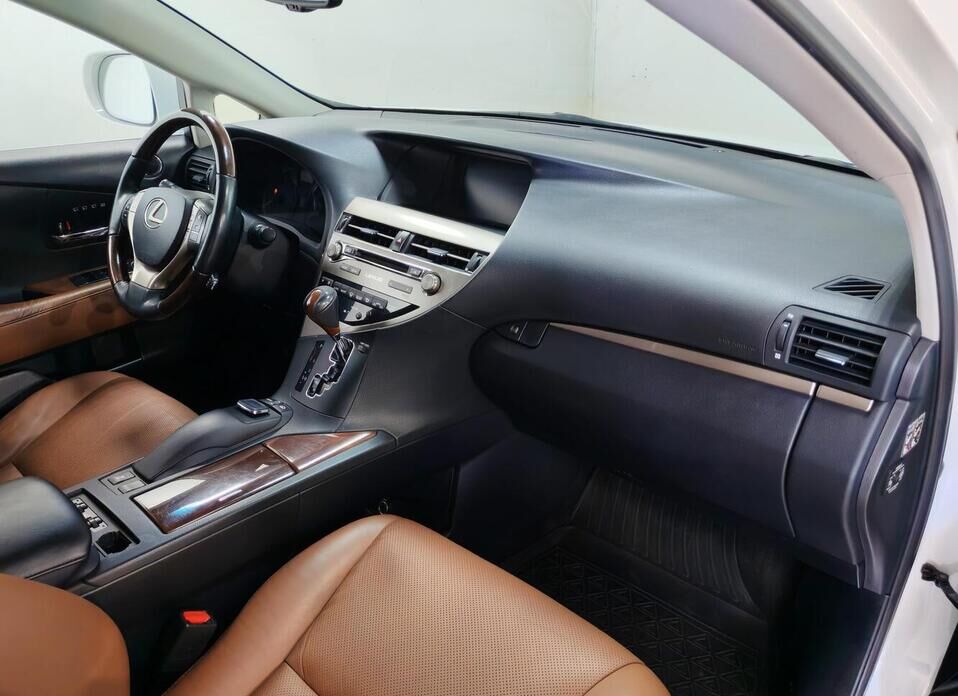 Lexus RX, III Рестайлинг 270 2.7 AT (188 л.с.)