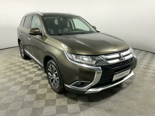 Mitsubishi Outlander, 2015 г., 182 105 км