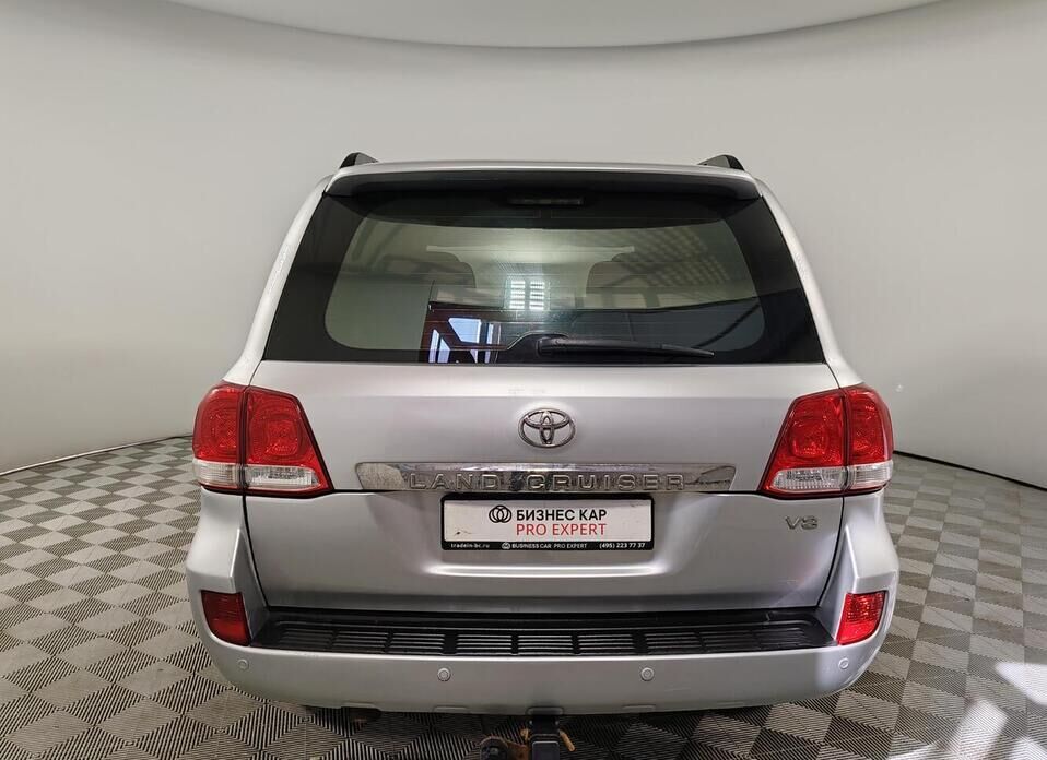 Toyota Land Cruiser, 200 Series 4.7 AT (288 л.с.) 4WD
